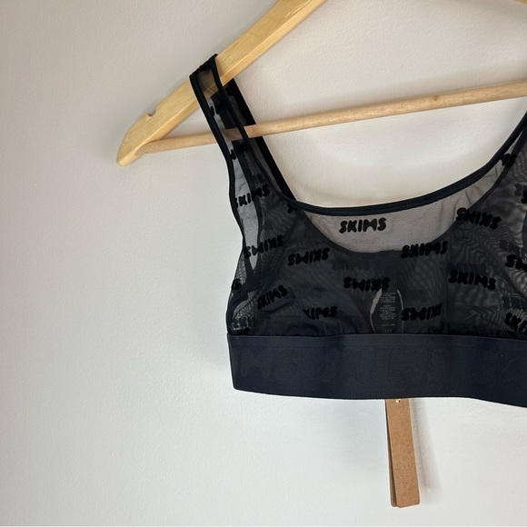 SKIMS Black After Hours Bra Onyx sz XXS NWT - Picture 2 of 5